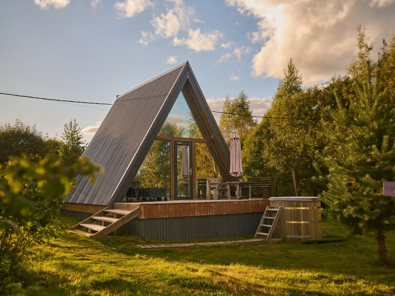 A-FRAME «МАЛИНА» С КУПЕЛЬЮ — фото 1 из 10